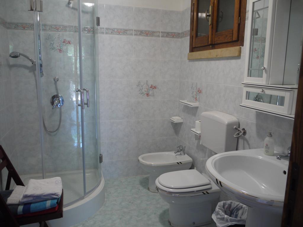 Su Trabi B&B Fluminimaggiore Room photo